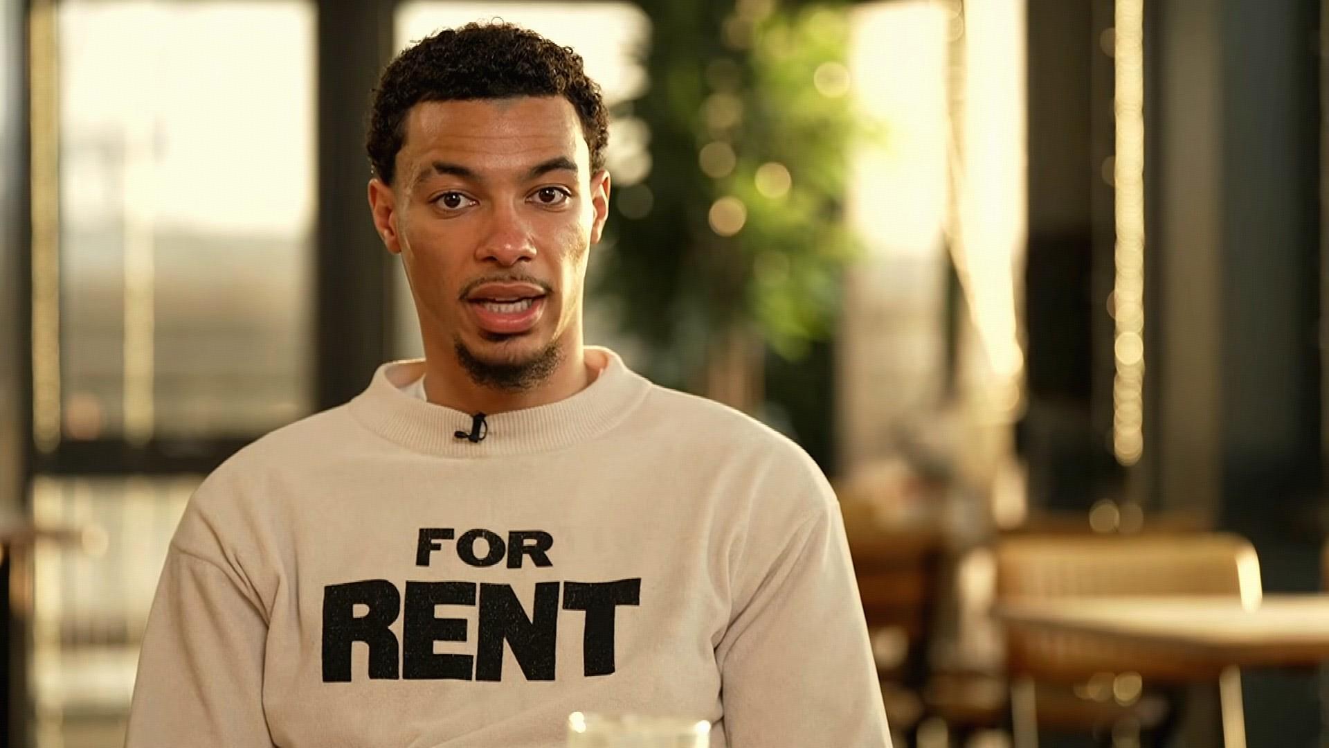 凤凰体育APP-埃基蒂克：在利物浦建立归属感很容易；能和达爵分享纪录很棒